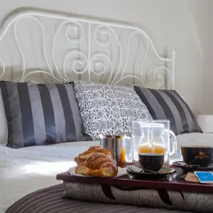 Bed and Breakfast Un Attimo A